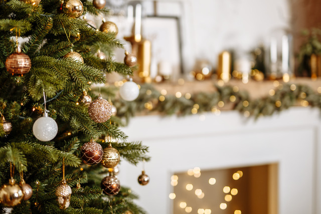 Christmas Tree and garland