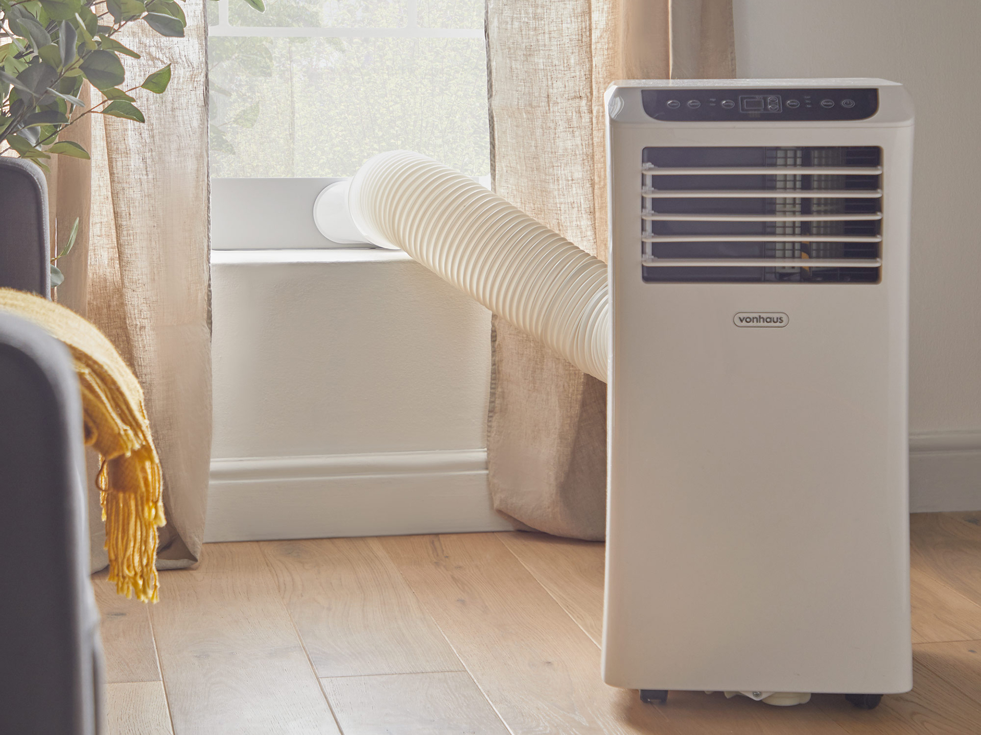 Portable AC photo
